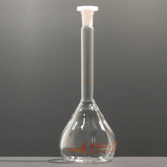Volumetric flask w/ plastic stopper 14/23 amber printed 50 ml